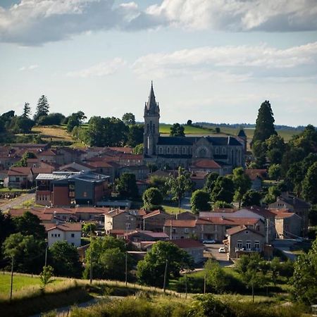 Appartement Dans Le Parc Du Pilat Marlhes Bagian luar foto